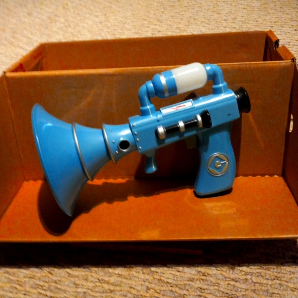 Despicable me "Fart Gun"
